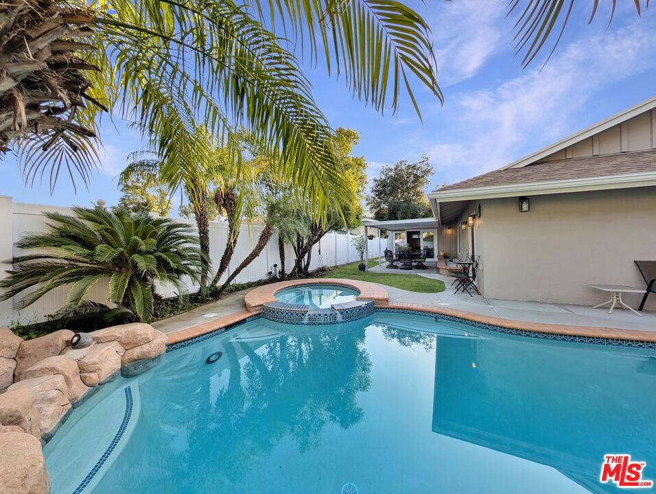 Glendale, CA 91208,3308 Sparr BLVD