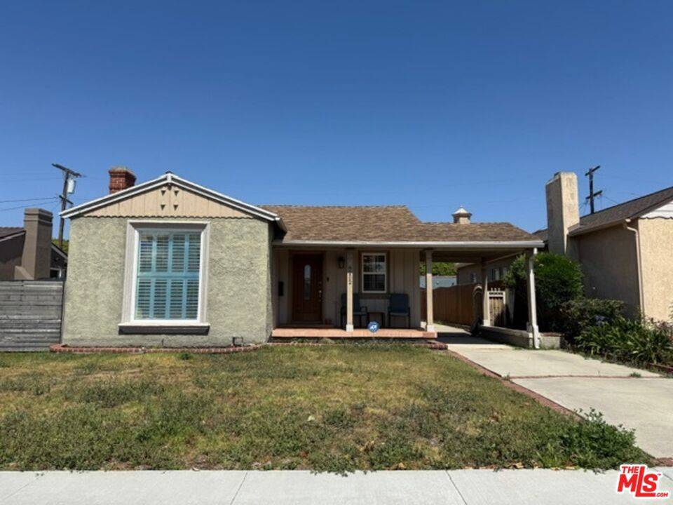 Inglewood, CA 90305,8202 S 3rd AVE