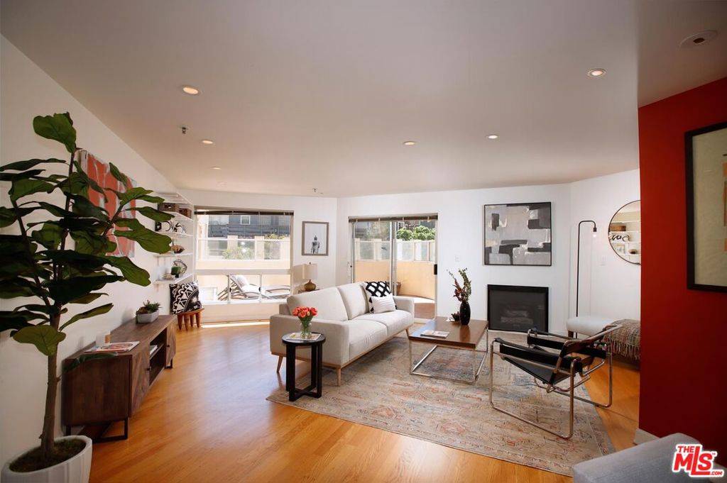 Venice, CA 90291,245 Main ST #114