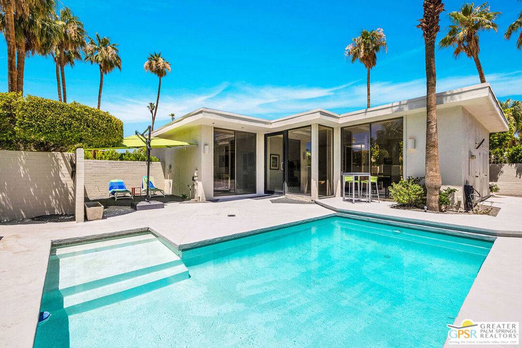 Palm Springs, CA 92262,130 W Racquet Club RD #502