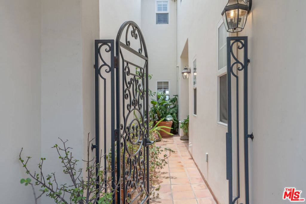 Malibu, CA 90265,6414 Lunita RD
