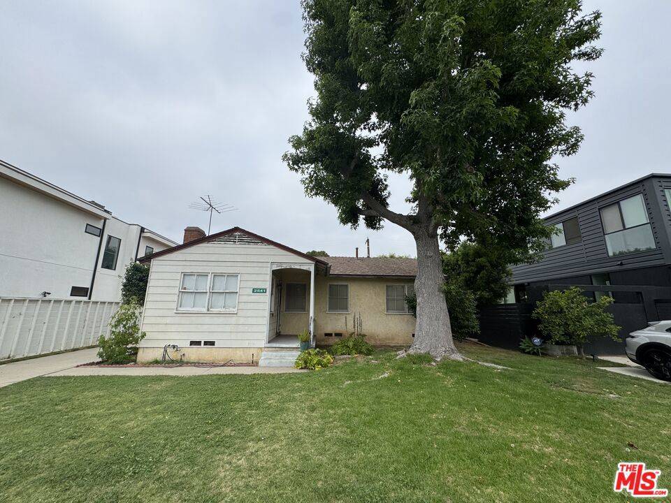 Los Angeles, CA 90064,2541 Midvale AVE