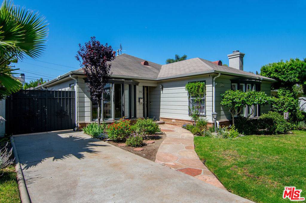 Los Angeles, CA 90035,9142 Monte Mar DR