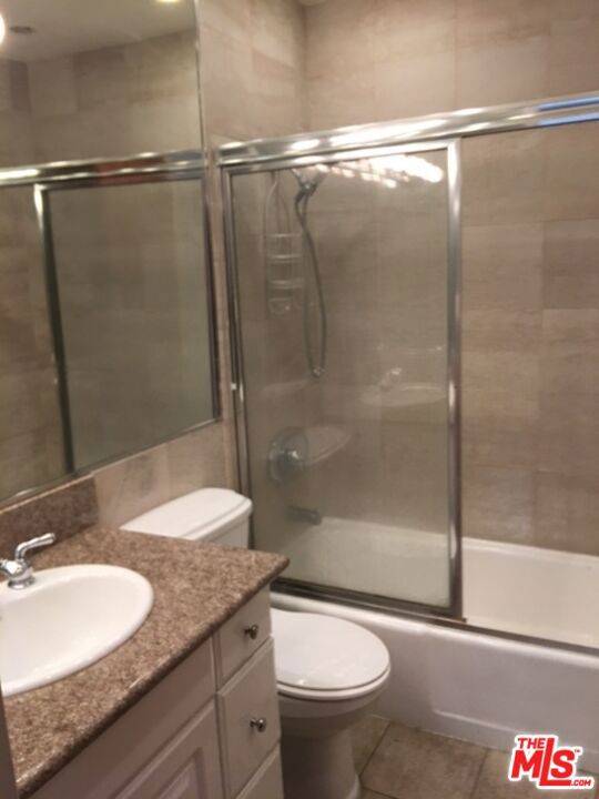 Los Angeles, CA 90049,12205 GORHAM AVE #8