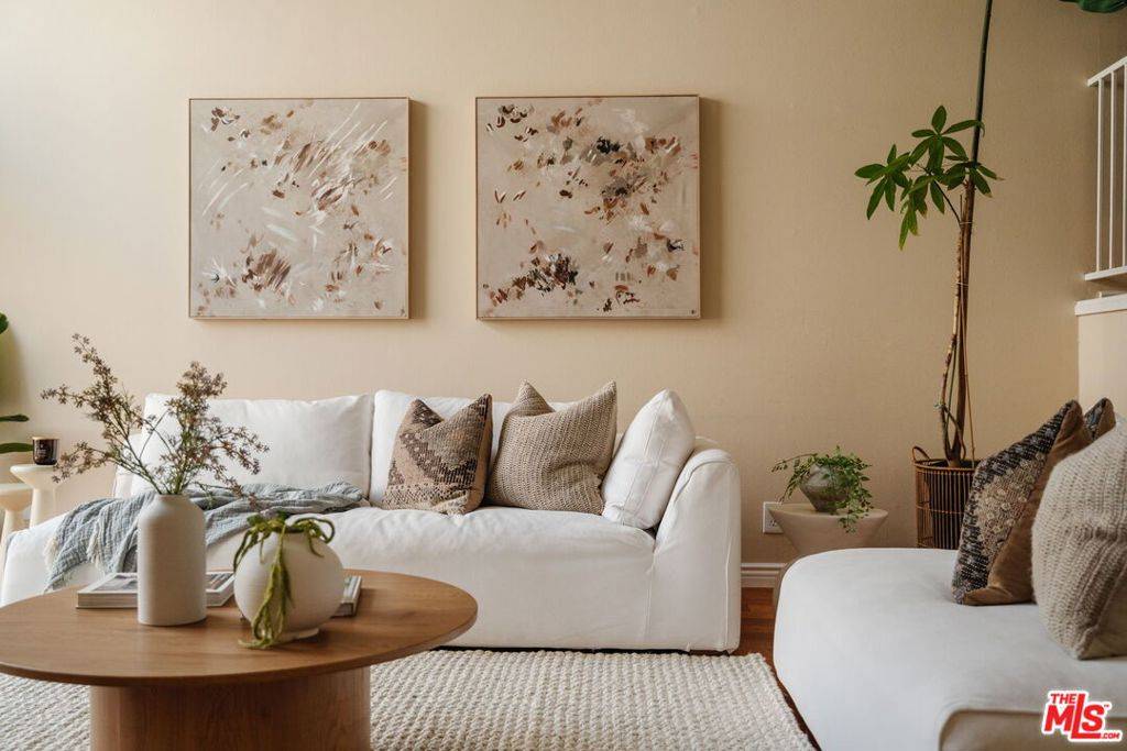 Marina Del Rey, CA 90292,13066 Maxella AVE #3