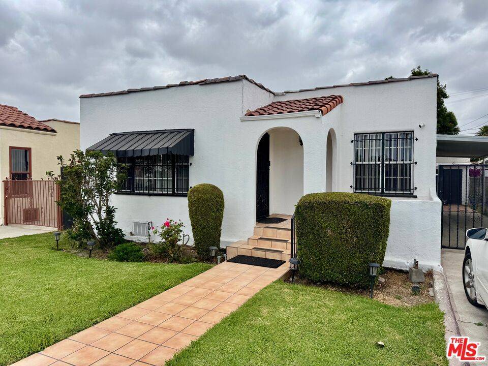 Los Angeles, CA 90016,3440 Buckingham RD