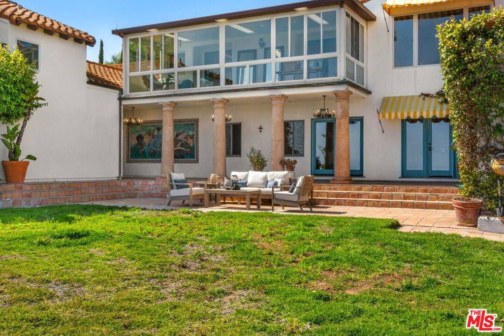 Malibu, CA 90265,3960 Decker Edison RD #R