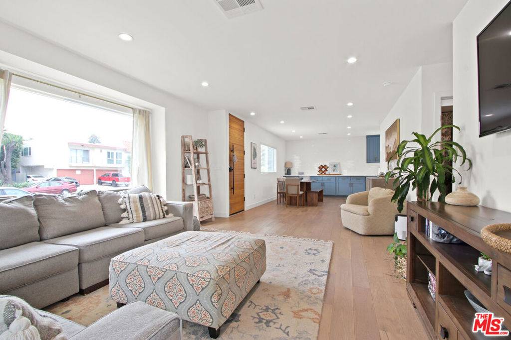 Culver City, CA 90066,4130 Mclaughlin AVE