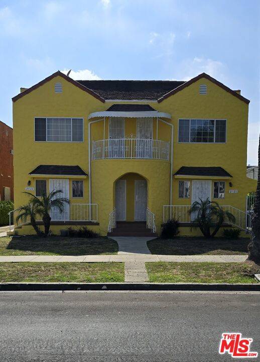 Los Angeles, CA 90016,2621 Wellington RD