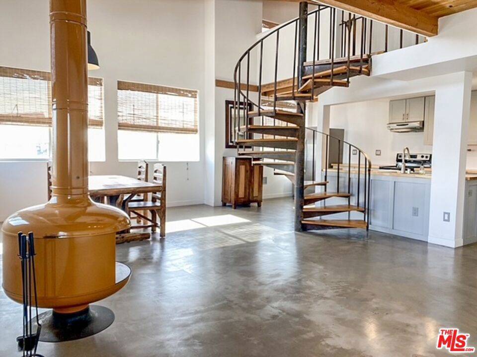 Venice, CA 90291,100 S Venice BLVD #14