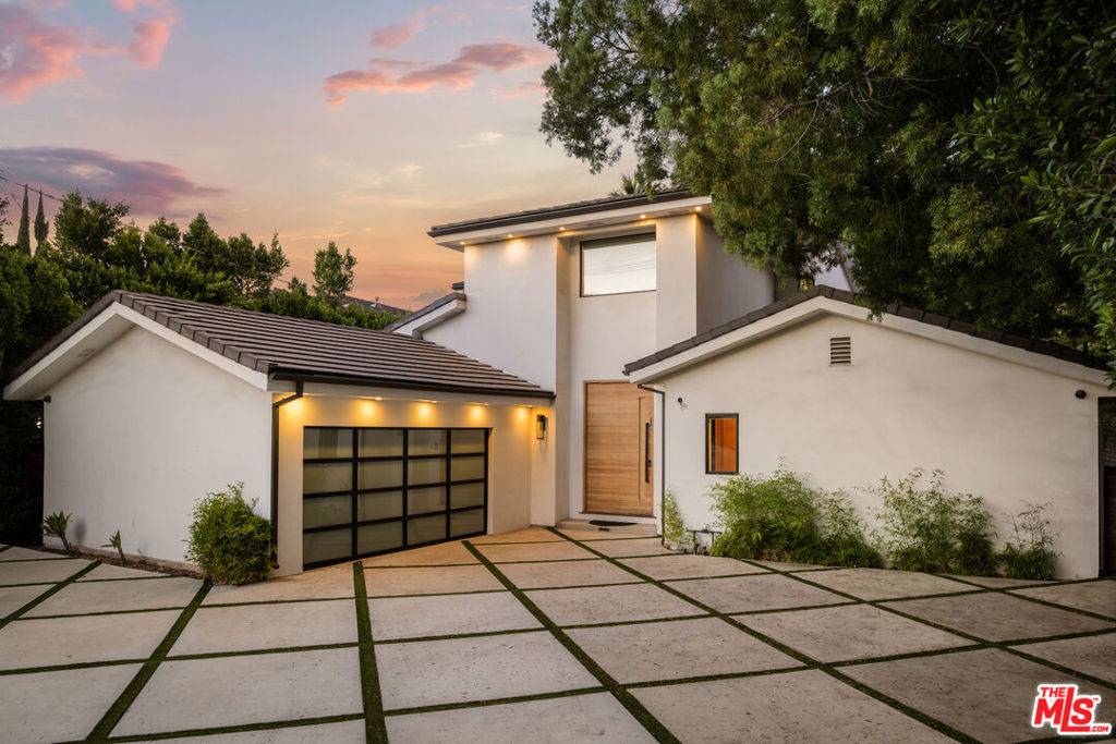 Encino, CA 91436,5062 Woodley AVE