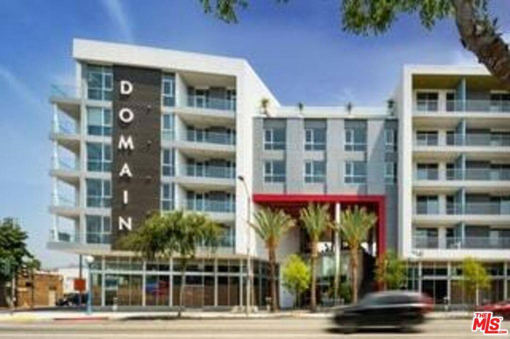 West Hollywood, CA 90046,7141 Santa Monica BLVD #516
