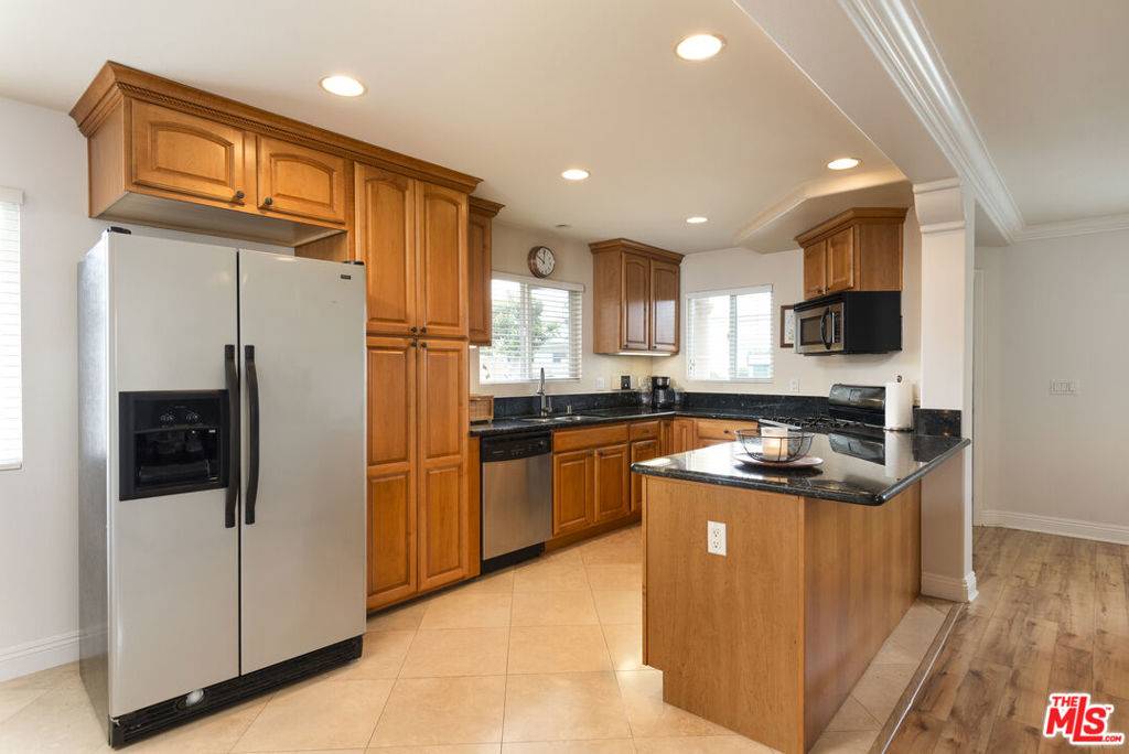 Lawndale, CA 90260,4535 W 168th ST