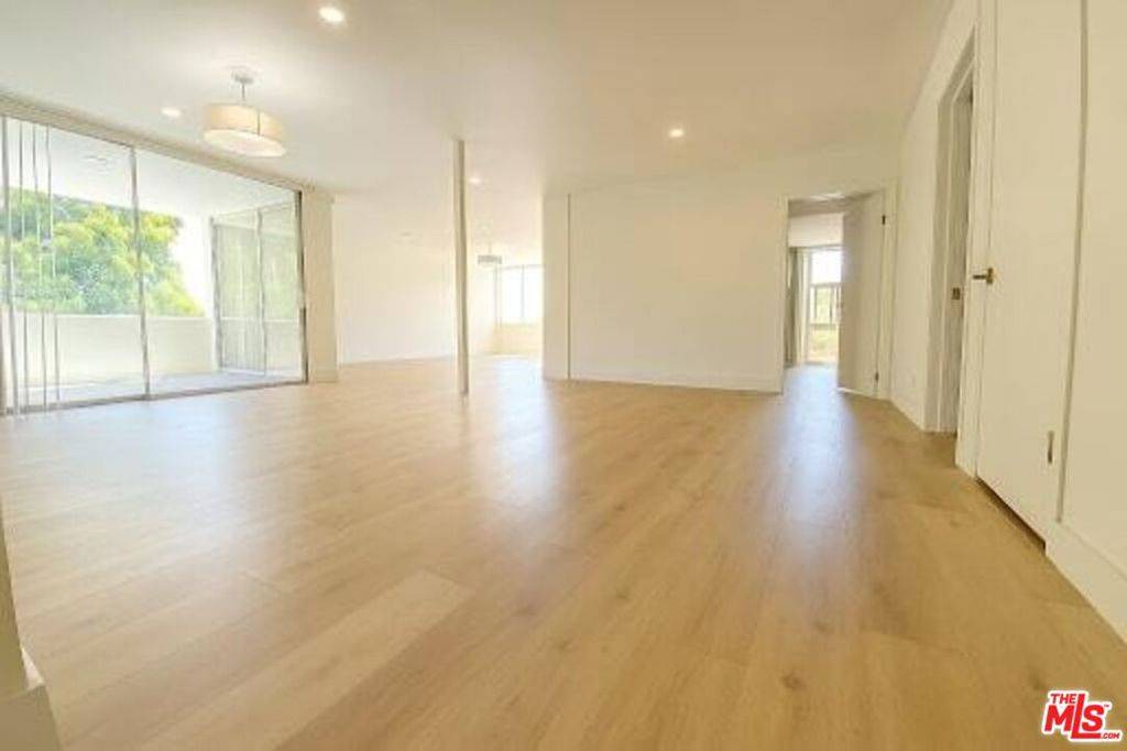 Beverly Hills, CA 90212,9221 Charleville BLVD #E