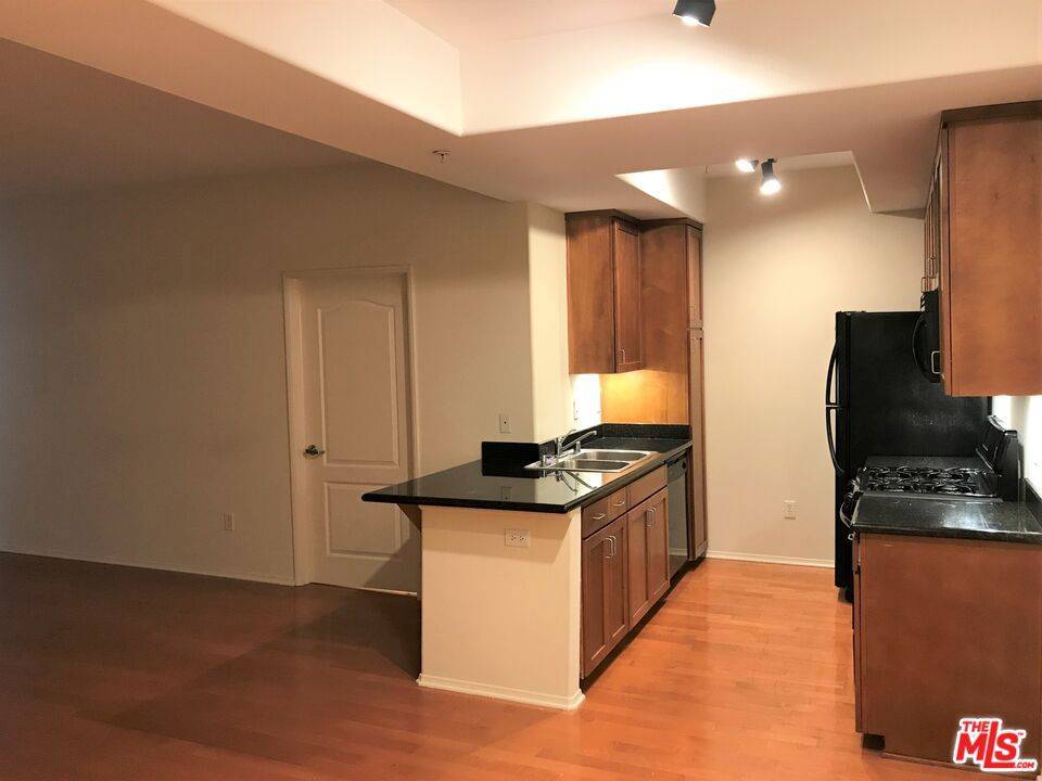 Marina Del Rey, CA 90292,4060 Glencoe AVE #130