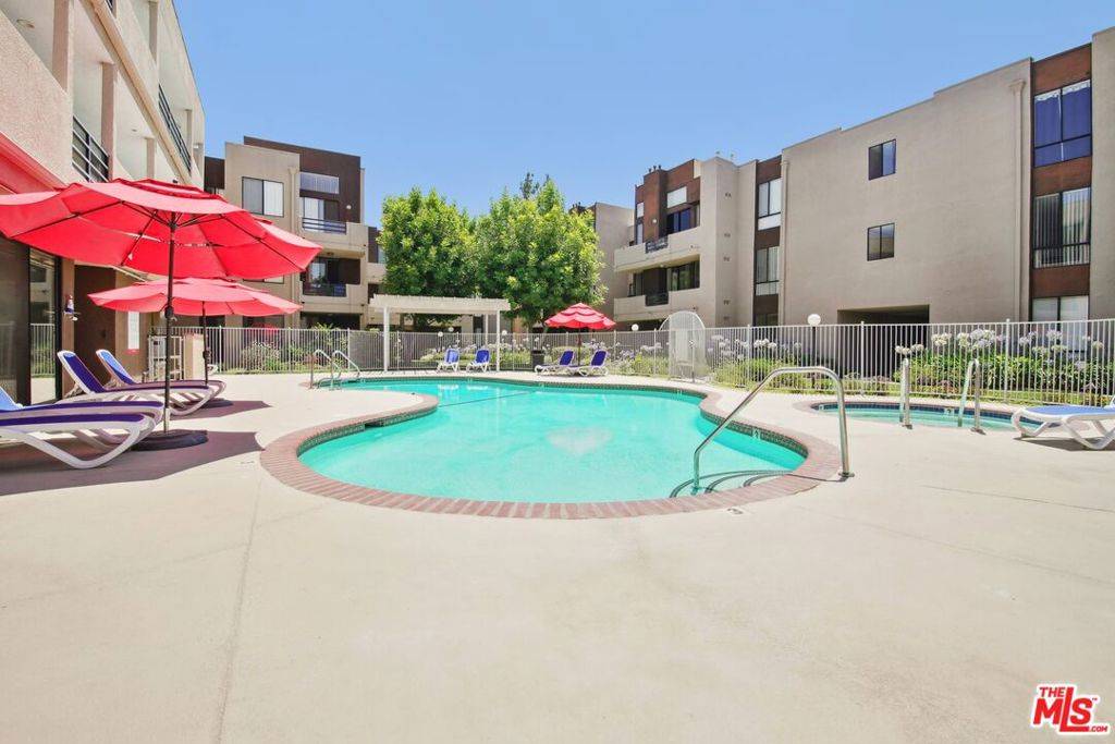 Canoga Park, CA 91304,7826 Topanga Canyon BLVD #103