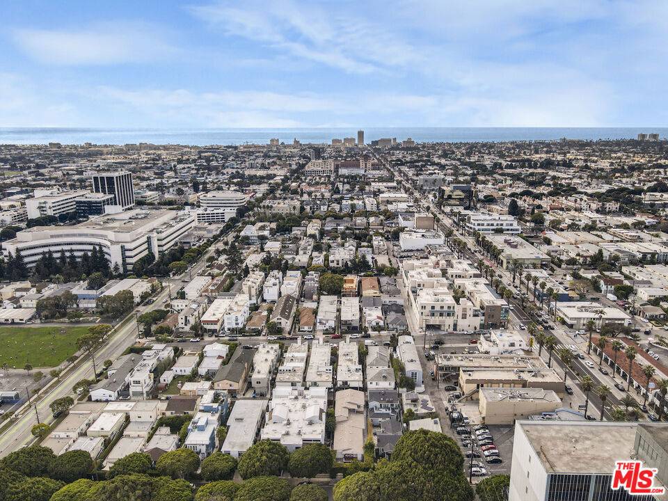 Santa Monica, CA 90404,1226 Chelsea Ave #1