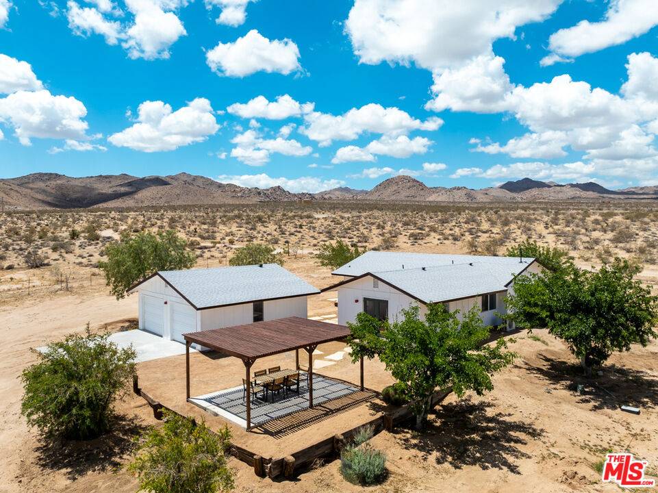 Landers, CA 92285,2677 Comer LN