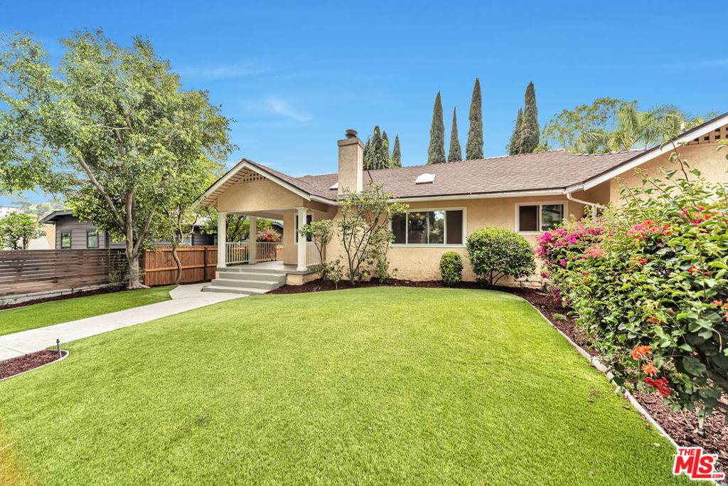Los Angeles, CA 90027,3938 Tracy ST