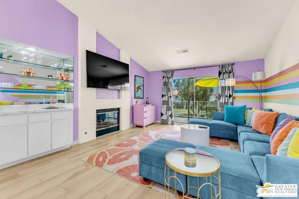 Palm Desert, CA 92211,738 Vista Lago DR