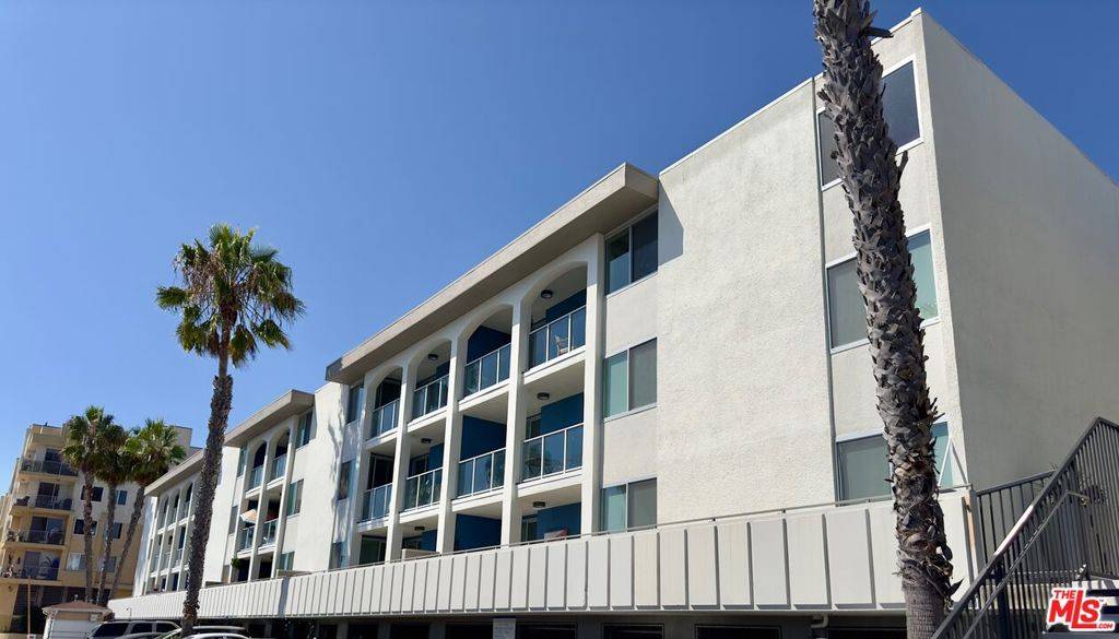 Marina Del Rey, CA 90292,13900 Panay WAY #R-308