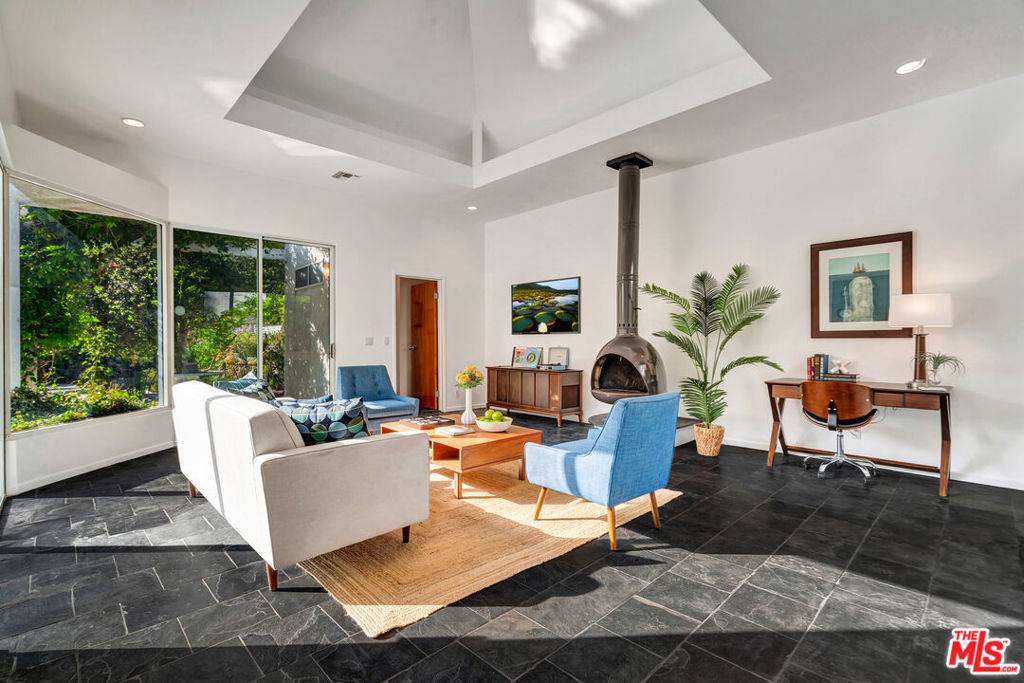 Encino, CA 91436,16771 Addison ST