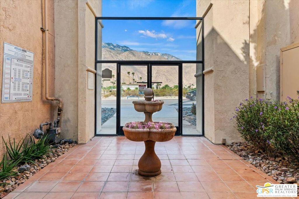 Palm Springs, CA 92262,400 N Sunrise WAY #125