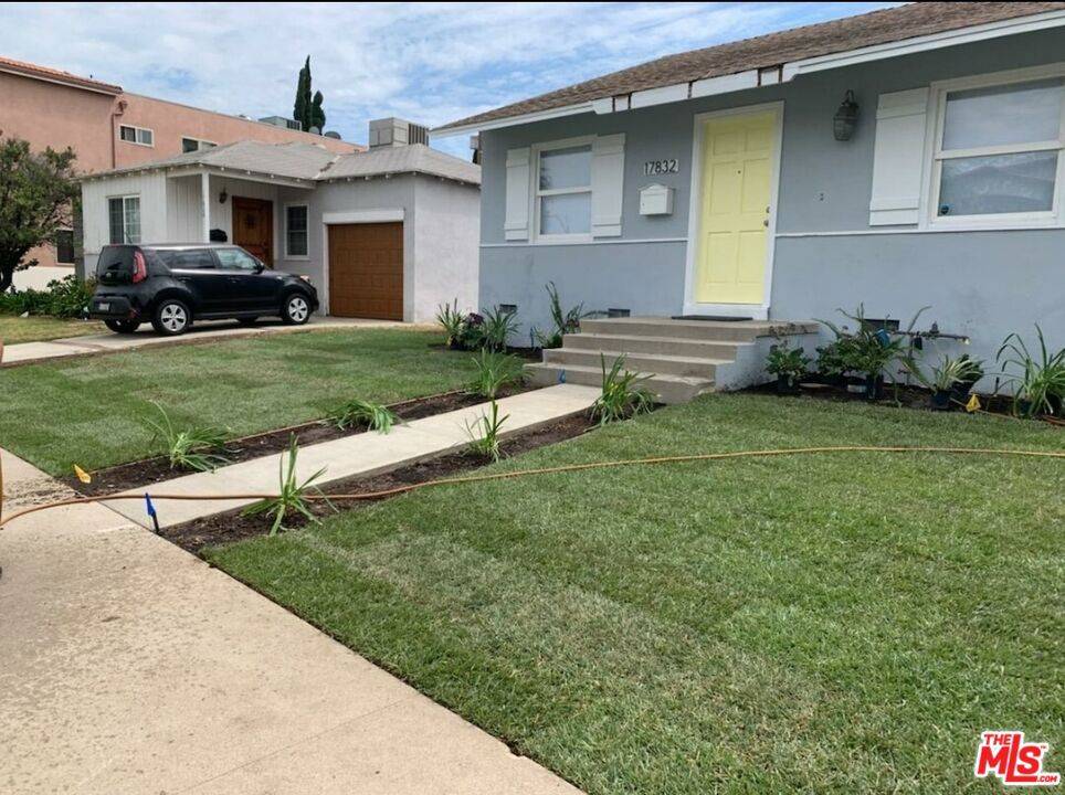 Encino, CA 91316,17832 Rhoda ST