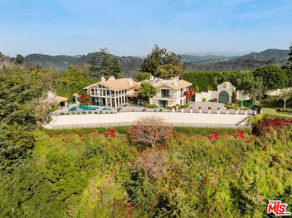 Los Angeles, CA 90077,1401 Bel Air RD