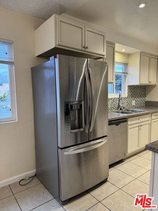 Inglewood, CA 90302,543 Evergreen ST #4