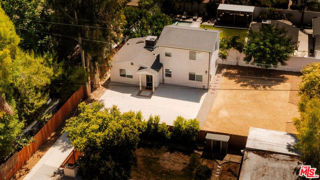 Woodland Hills, CA 91367,5756 Fallbrook AVE