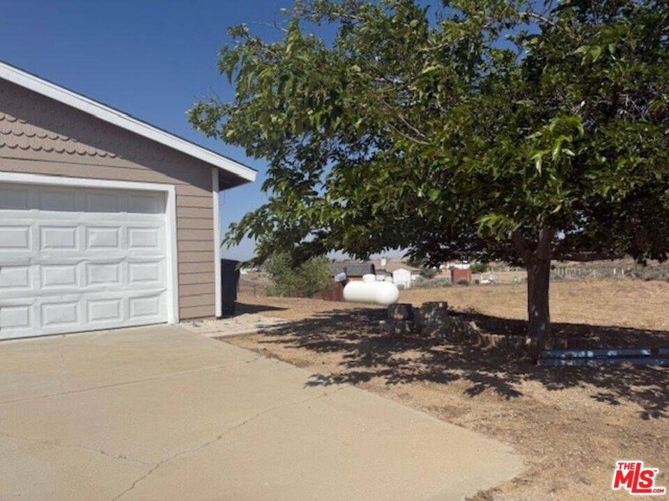 Phelan, CA 92371,8125 Centola RD