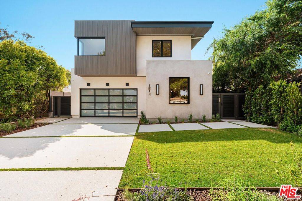 Santa Monica, CA 90405,1213 Pine ST