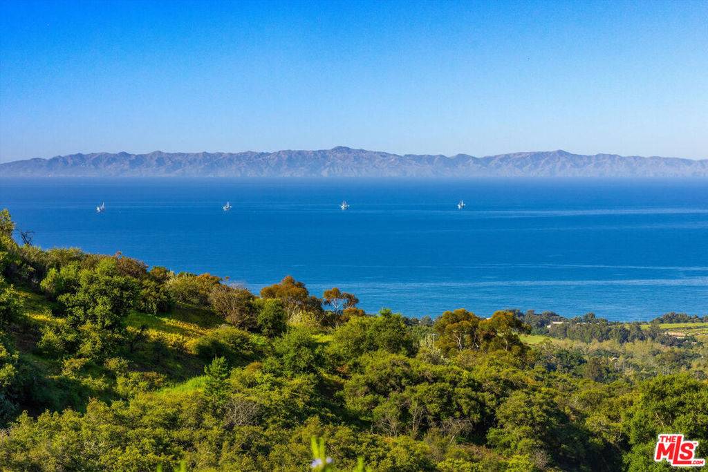 Santa Barbara, CA 93108,892 Toro Canyon RD