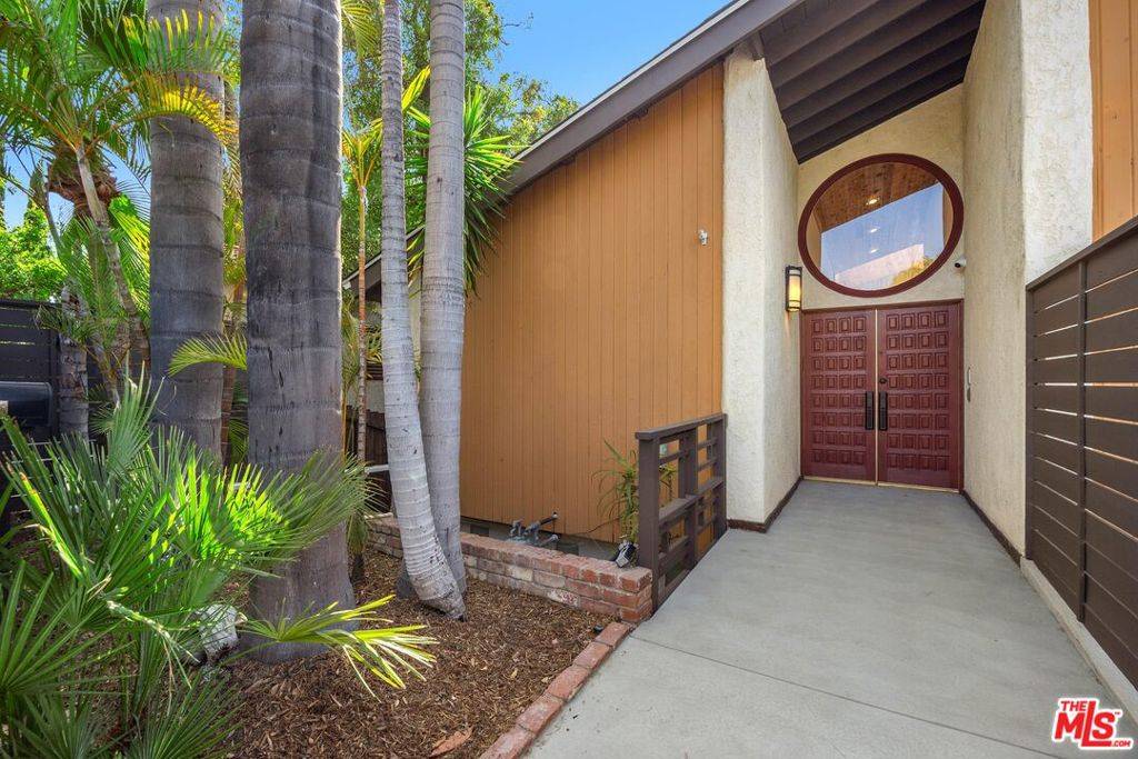 Studio City, CA 91604,11211 Sunshine TER