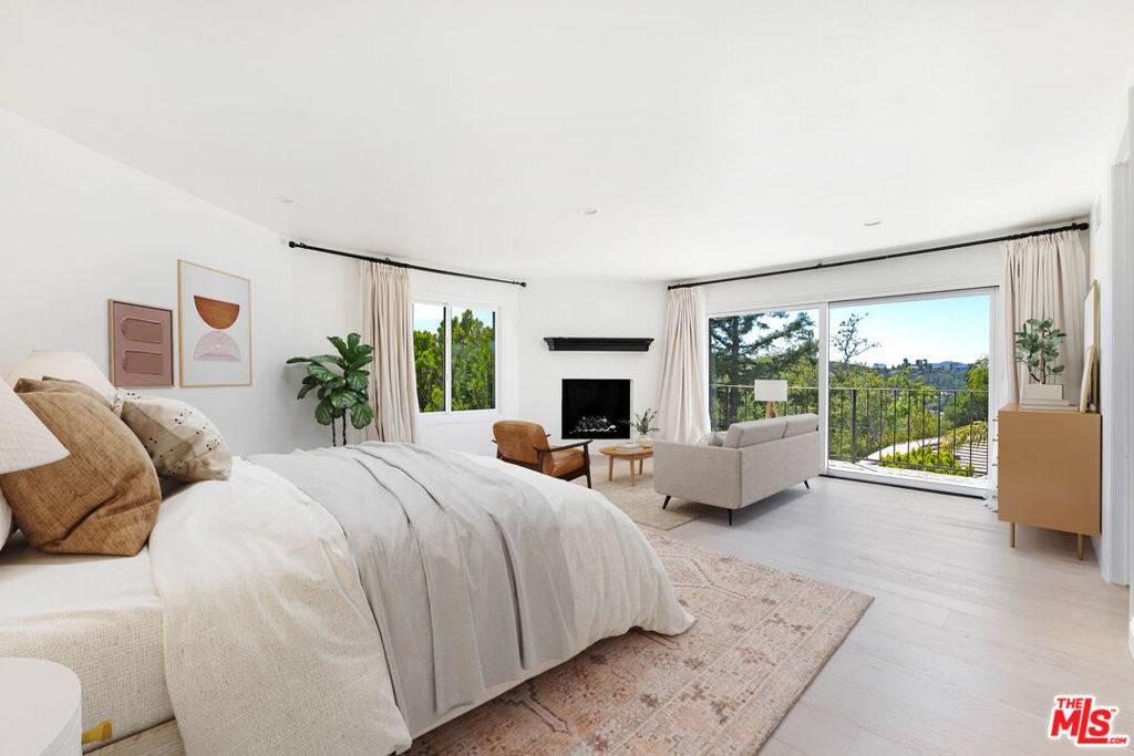 Westlake Village, CA 91361,32305 Blue Rock
