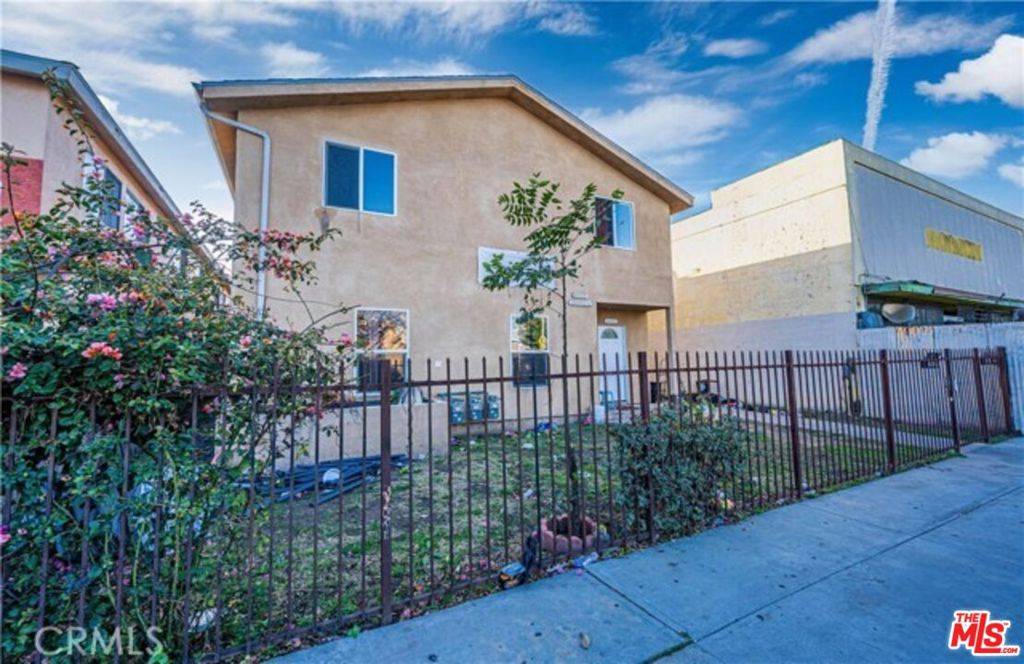Los Angeles, CA 90003,10605 Avalon BLVD #7.5