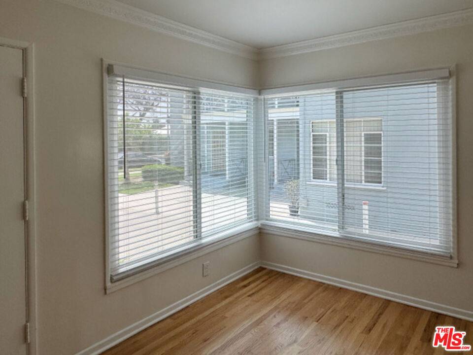Los Angeles, CA 90016,3745 S Victoria AVE #2