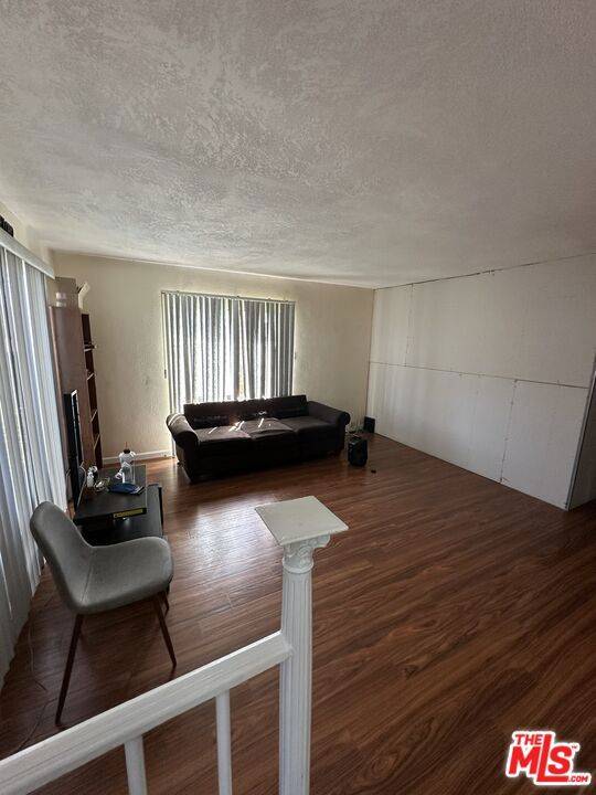 Compton, CA 90221,2205 N Pannes AVE