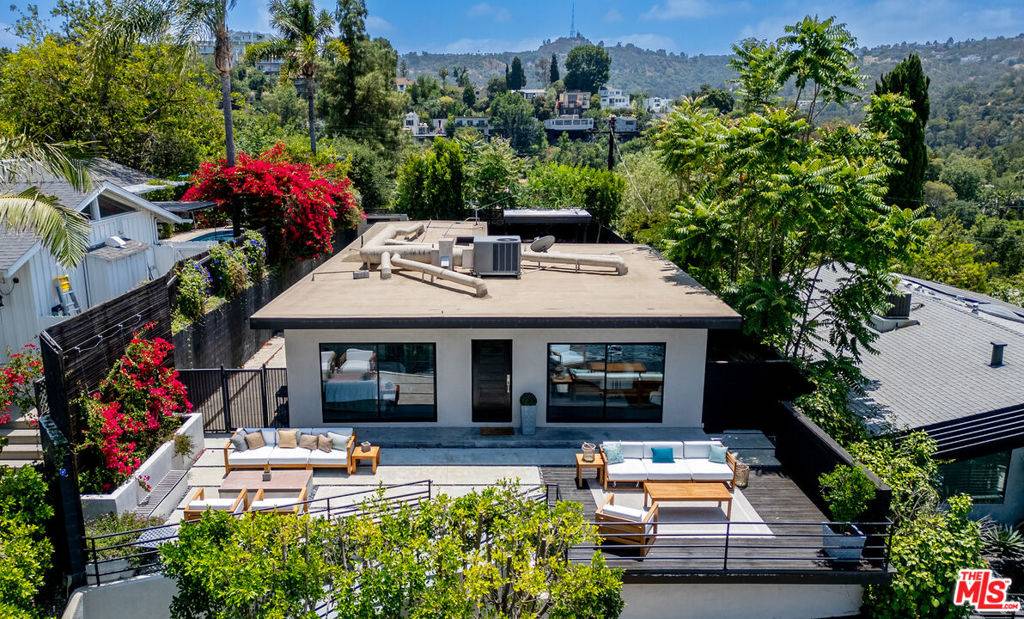 Studio City, CA 91604,3838 Buena Park DR