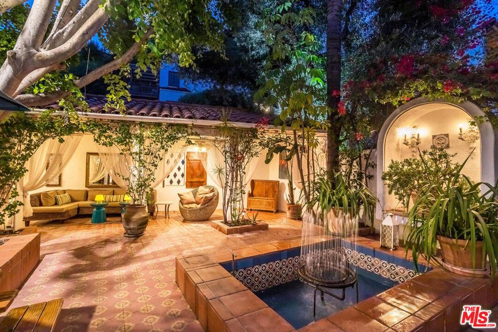 Los Angeles, CA 90046,7825 Hillside AVE