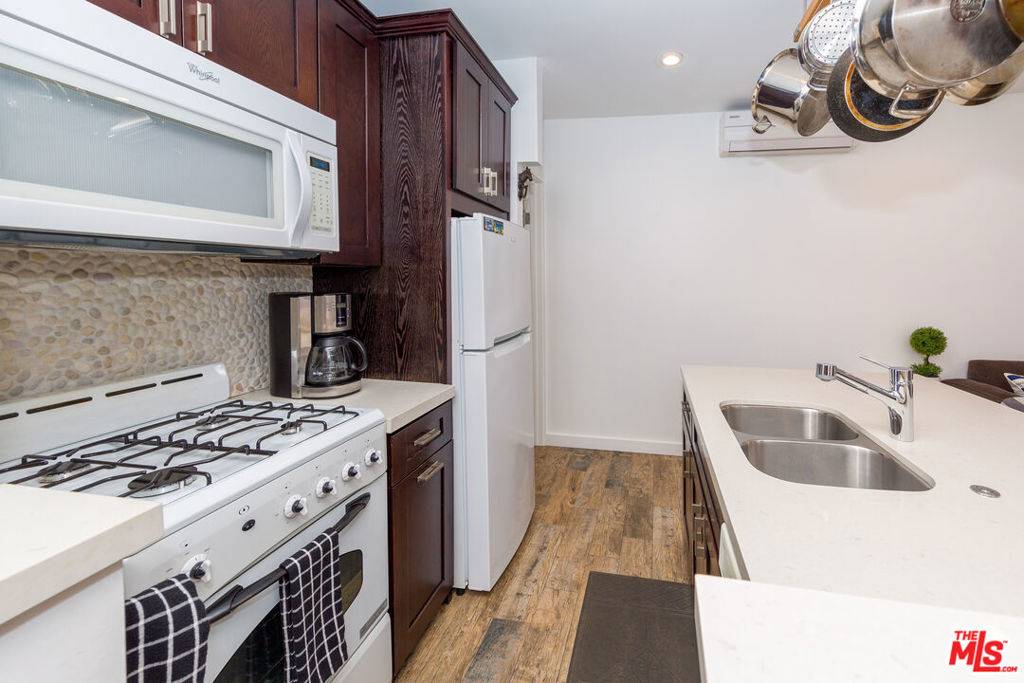 Venice, CA 90291,38 Sunset AVE #B
