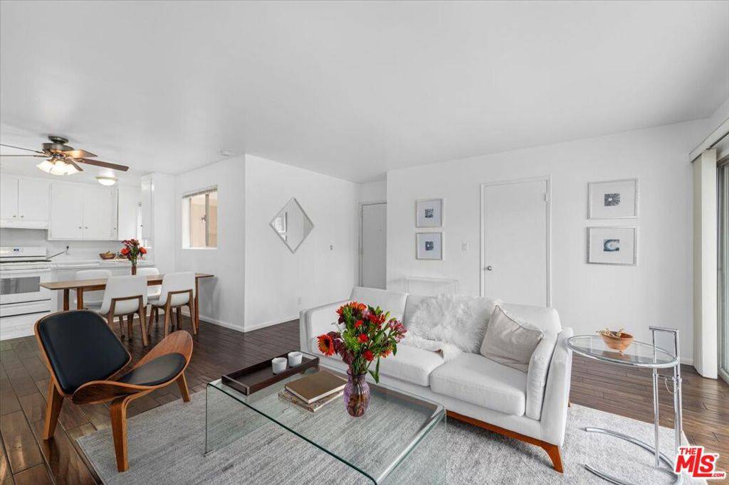 Santa Monica, CA 90403,1101 Lincoln BLVD #1A