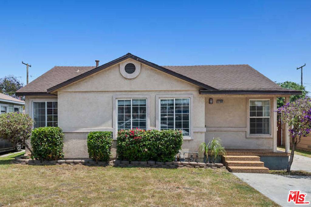Ventura, CA 93003,2164 S Victoria AVE