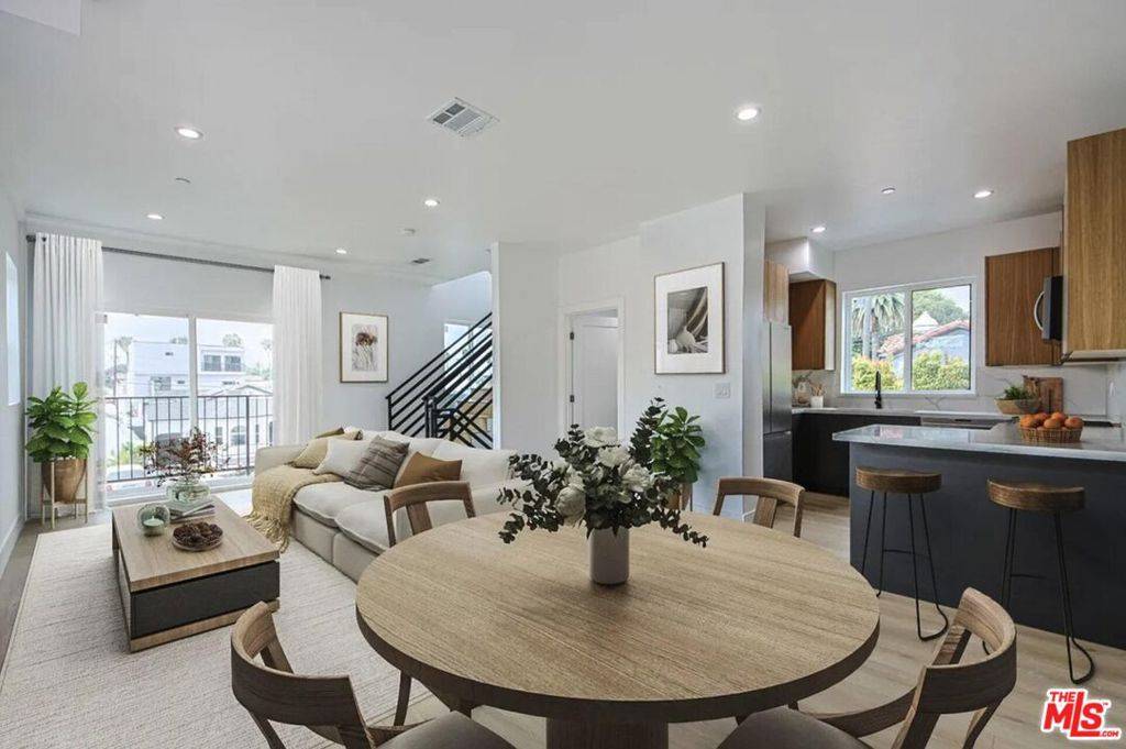 Marina Del Rey, CA 90292,13463 Beach AVE
