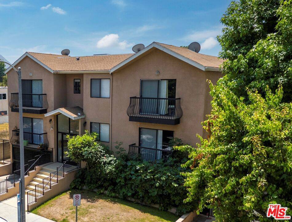 North Hollywood, CA 91601,10916 Huston ST #102