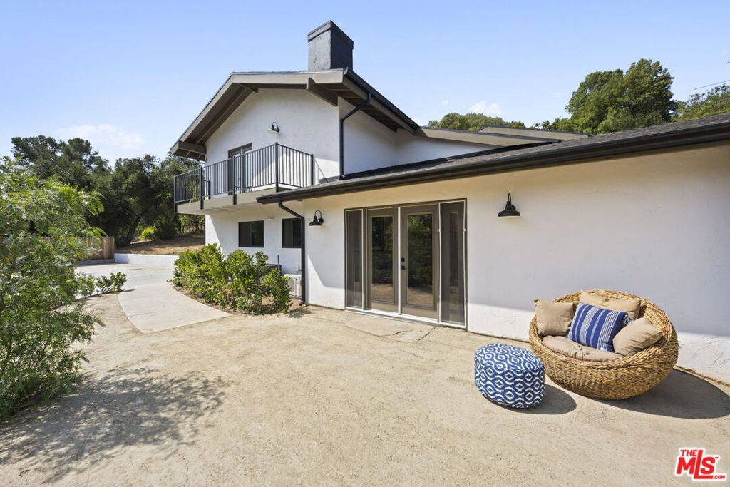 Ojai, CA 93023,1131 Rancho DR