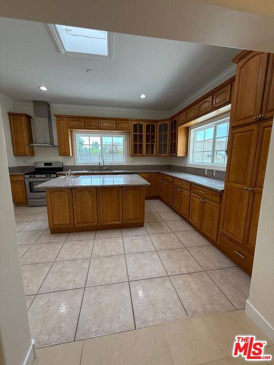 Sunland, CA 91040,8446 Fenwick ST
