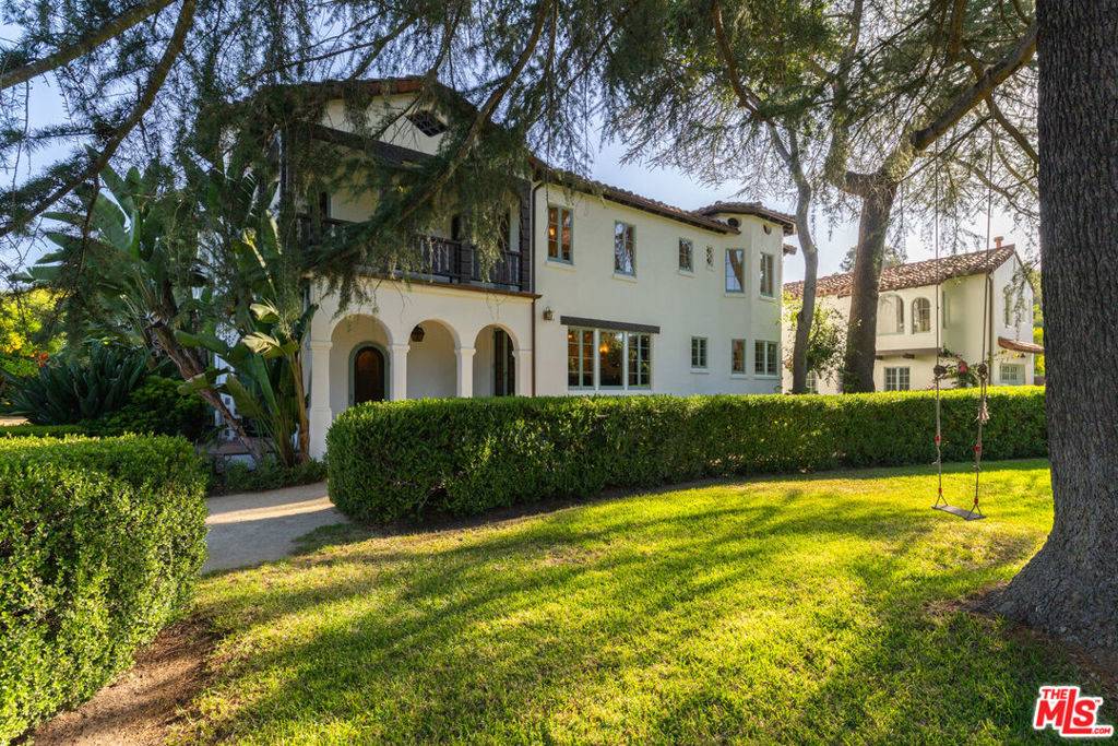 Ojai, CA 93023,205 S Lomita AVE