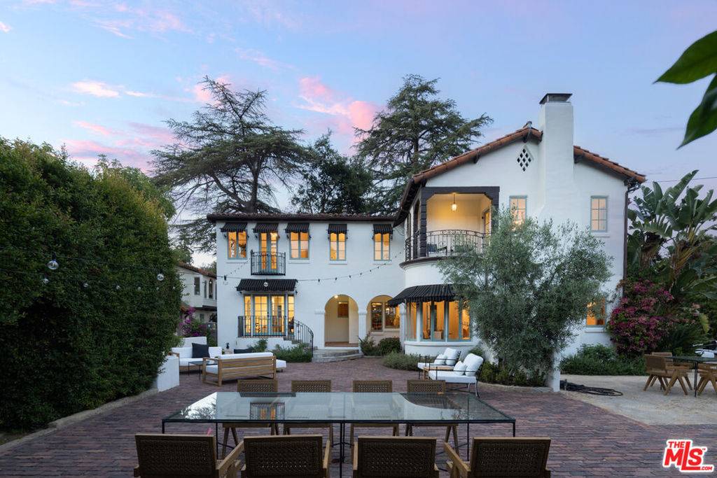 Ojai, CA 93023,205 S Lomita AVE